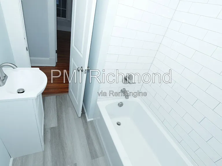 2918 Hanes Ave #A — Photo 12