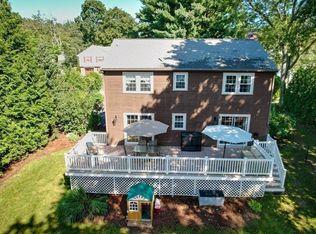 8 Antrim Rd, Framingham, MA 01701