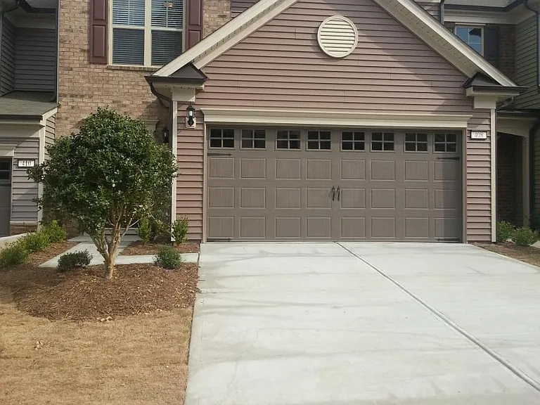 408 Chanson Dr — Photo 1
