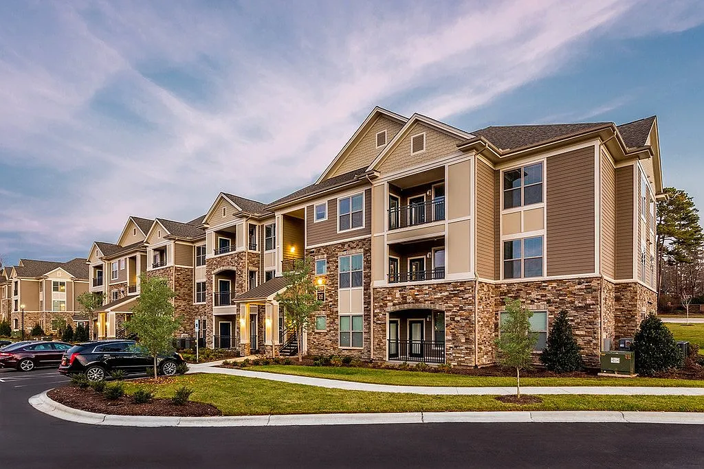 Legacy Wake Forest Apartments — Photo 2