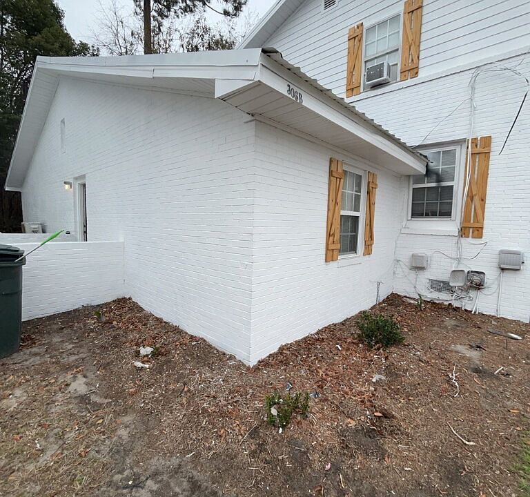 1st image of 306 Pleasant St #B