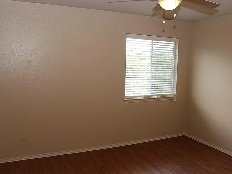 3414 Flowstone Ln — Photo 15
