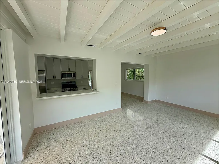 8235 SW 62nd Pl — Photo 9