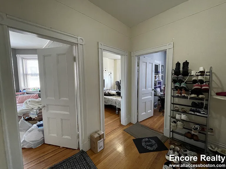 11 Park St #6 — Photo 33