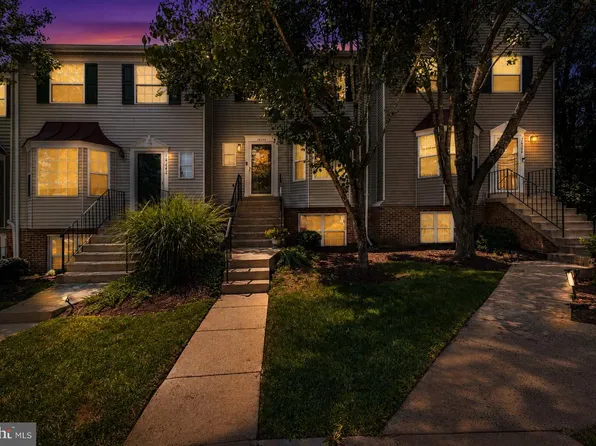 16260 Taconic Cir, Dumfries, VA 22025