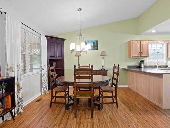 5th image of 4422 Kings Lake Ct