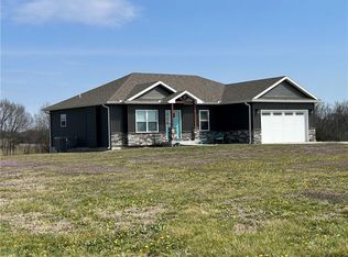 305 SW 11th Rd, Warrensburg, MO 64093