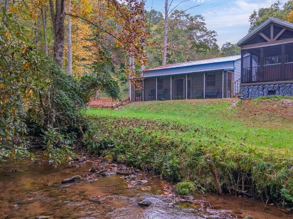1044 Ray Creek Rd, Franklin, NC 28734