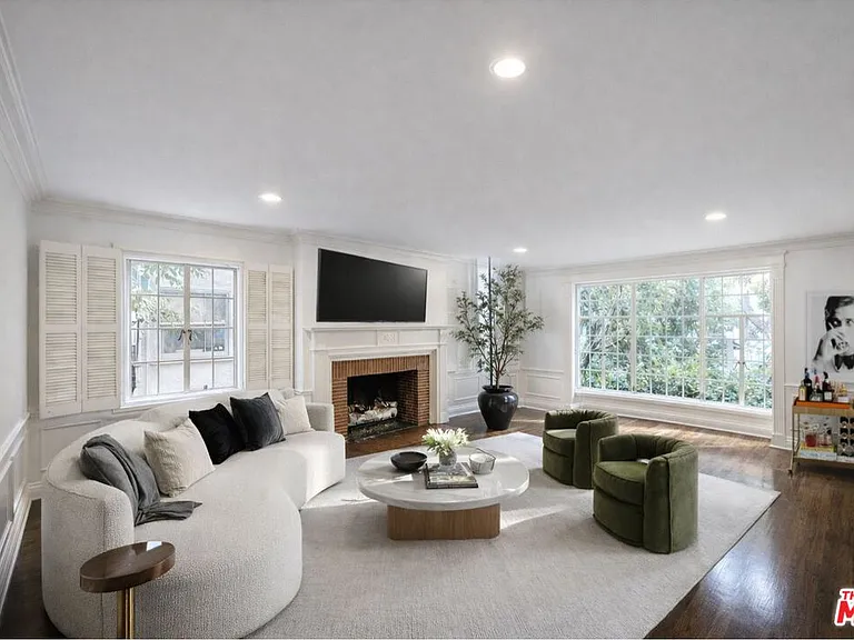 214 1/2 S Spalding Dr — Photo 4