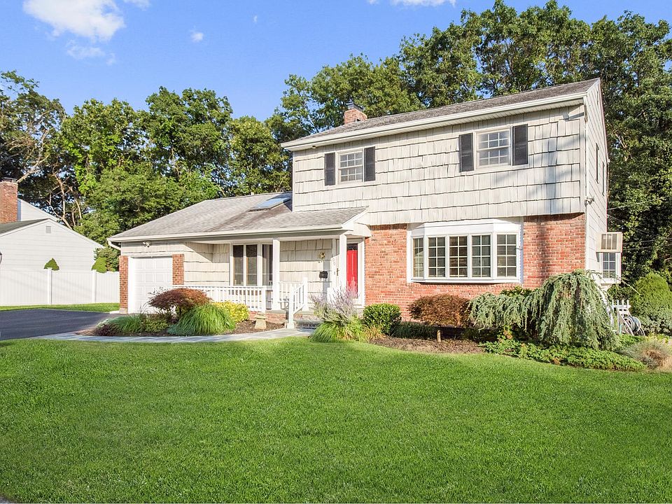 1st image of 100 Gerald Ln