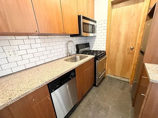 Rented by Camelot Realty Group | media 10