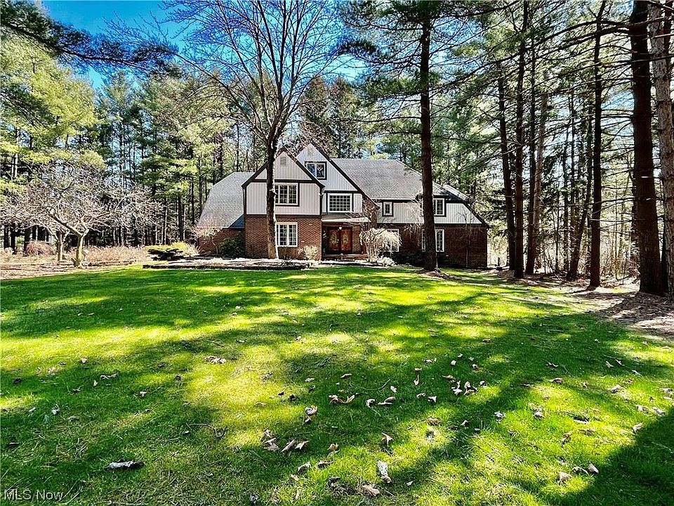 1st image of 7588 White Pine Dr