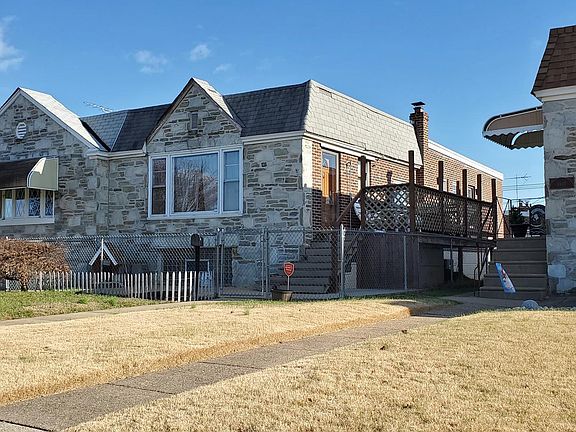 2nd image of 8849 Brocklehurst St