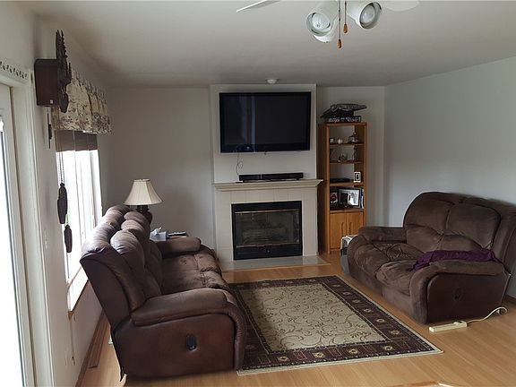 4th image of 1517 88th Ave NE