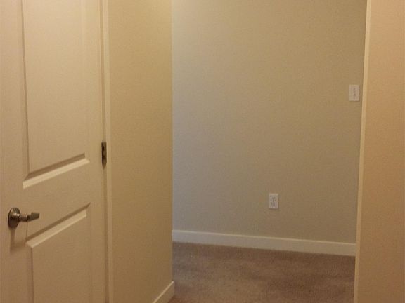 3rd image of 3232 15th Ave W APT 202