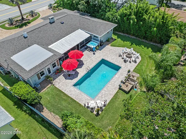 518 N Halifax Dr, Ormond Beach, FL 32176