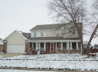 579 Fox Holw, Dekalb, IL 60115