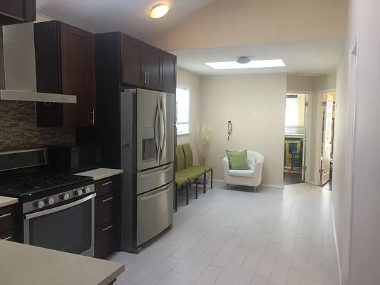 Rented by Tri State Commercial Realty | media 16