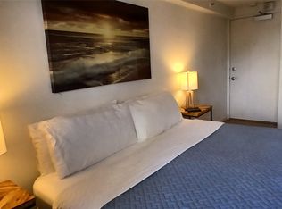 2463 Kuhio Ave APT 510, Honolulu, HI 96815