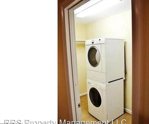 5th image of 111 Lee Ave APT 106
