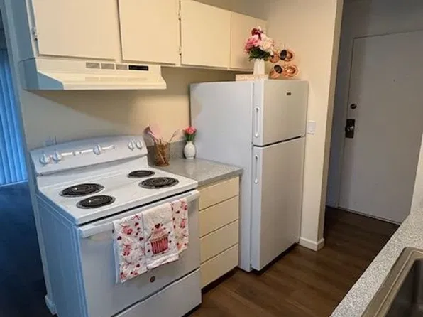 Braemont Terrace, 5870 SW Murray Blvd #17, Beaverton, OR 97005