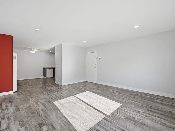 2nd image of 293 Sycamore Rd Unit 15