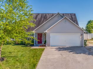 8420 Gardenside Ln, Powell, TN 37849