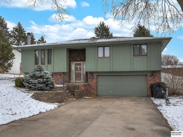 1311 S 166th St, Omaha, NE 68130