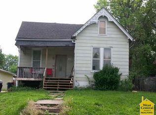 706 S Main St, Clinton, MO 64735