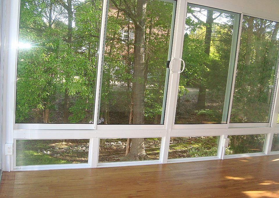 2nd image of 710 Somerset Dr