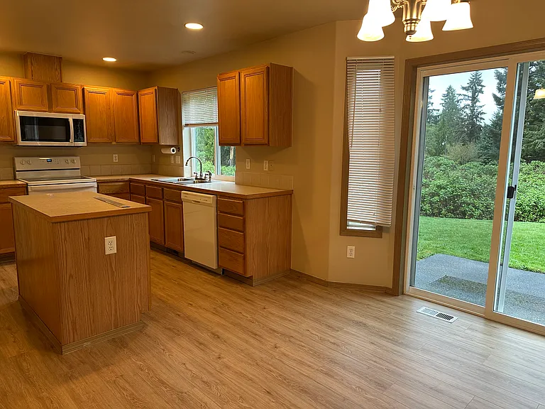 16007 29th Avenue Ct E #16007 — Photo 7