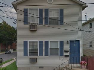 664 N Willow St, Trenton, NJ 08618