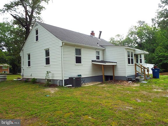 4th image of 8191 Patrick Henry Blvd