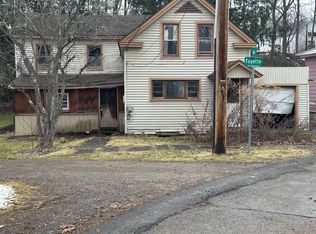 8 Fayette St, Oxford, NY