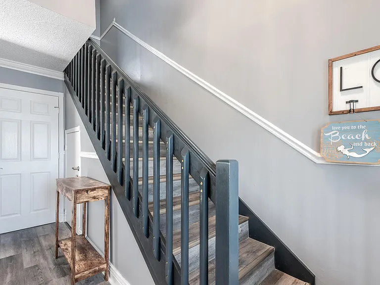 324 W Pine St #11 — Photo 15