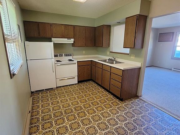 2nd image of 2416 Fryklund Dr APT 7