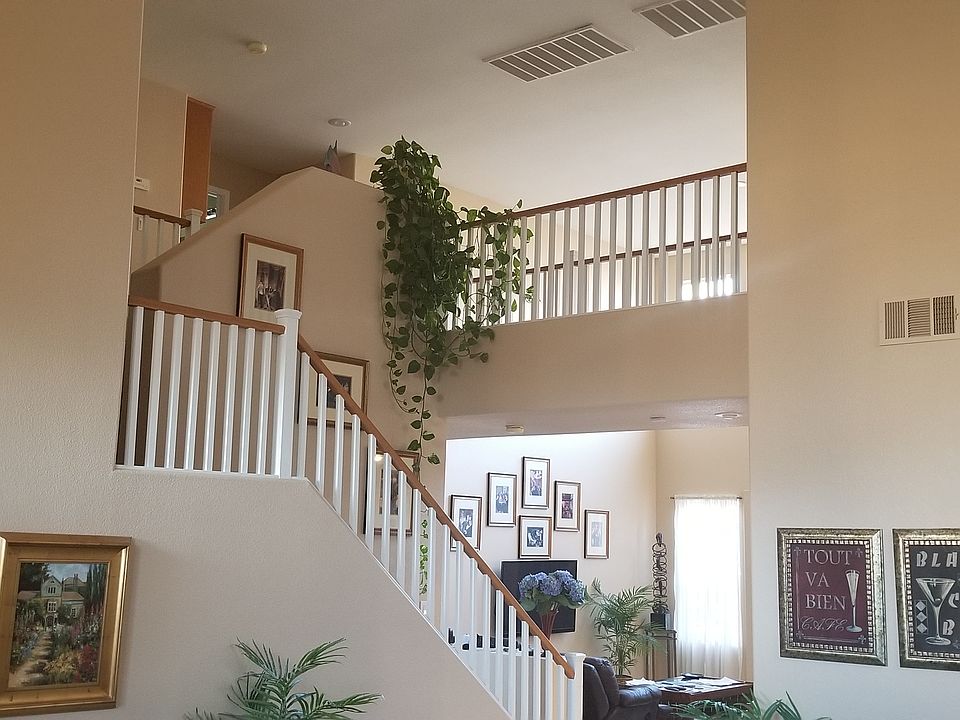 2nd image of 9172 Imperial Castle Ct
