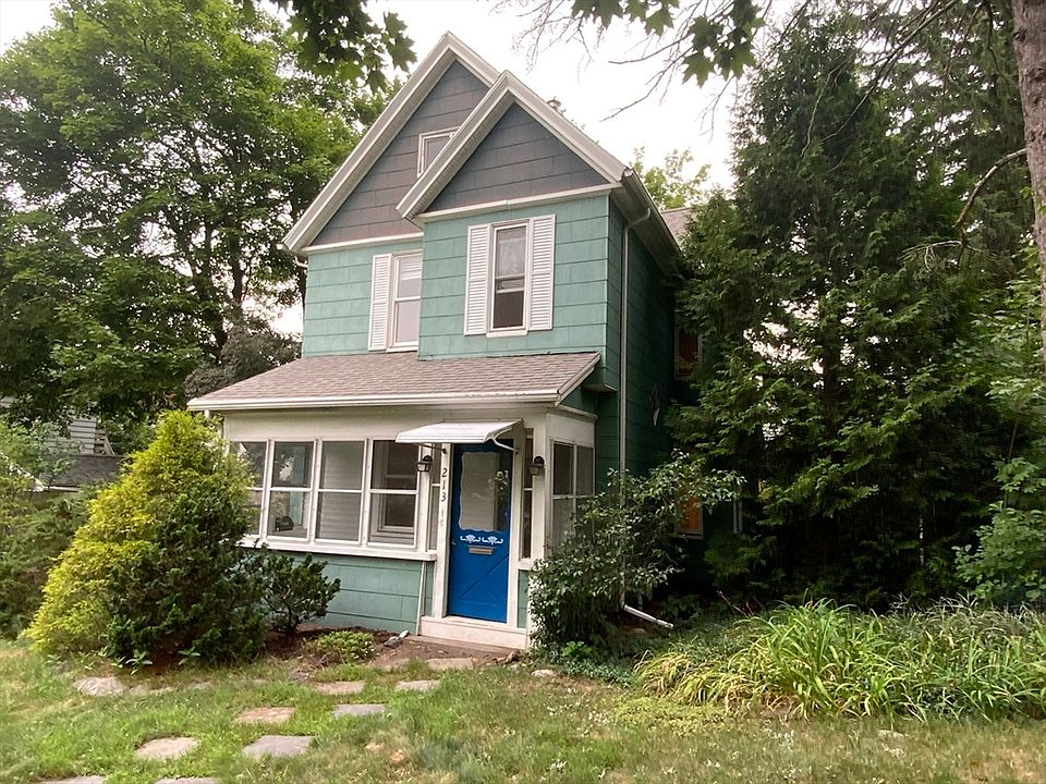 1st image of 213 Locust St