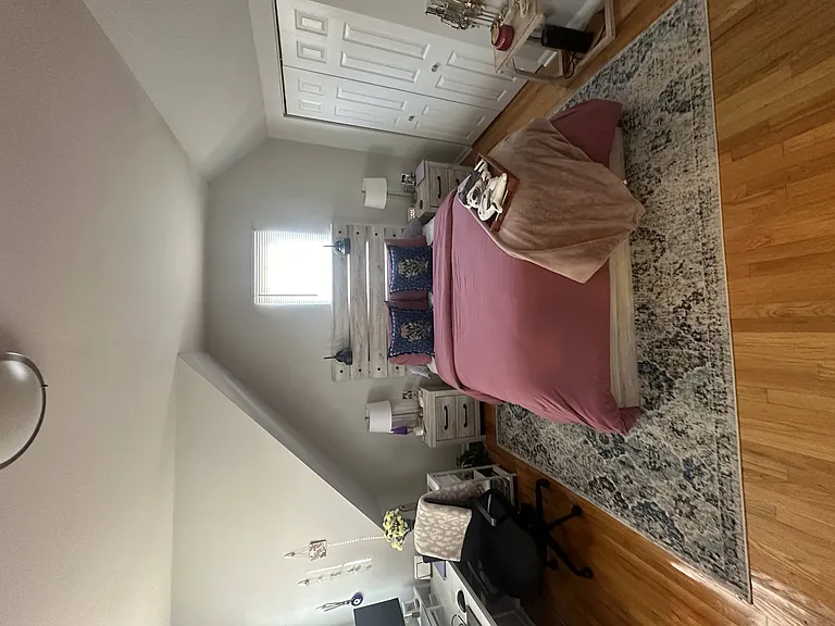 3118 N Clifton Ave — Photo 1