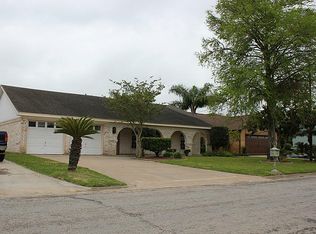 4017 17th St N, Texas City, TX 77590