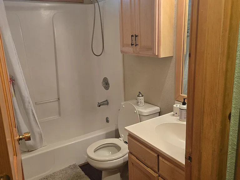 7070 Lewis Ave — Photo 12
