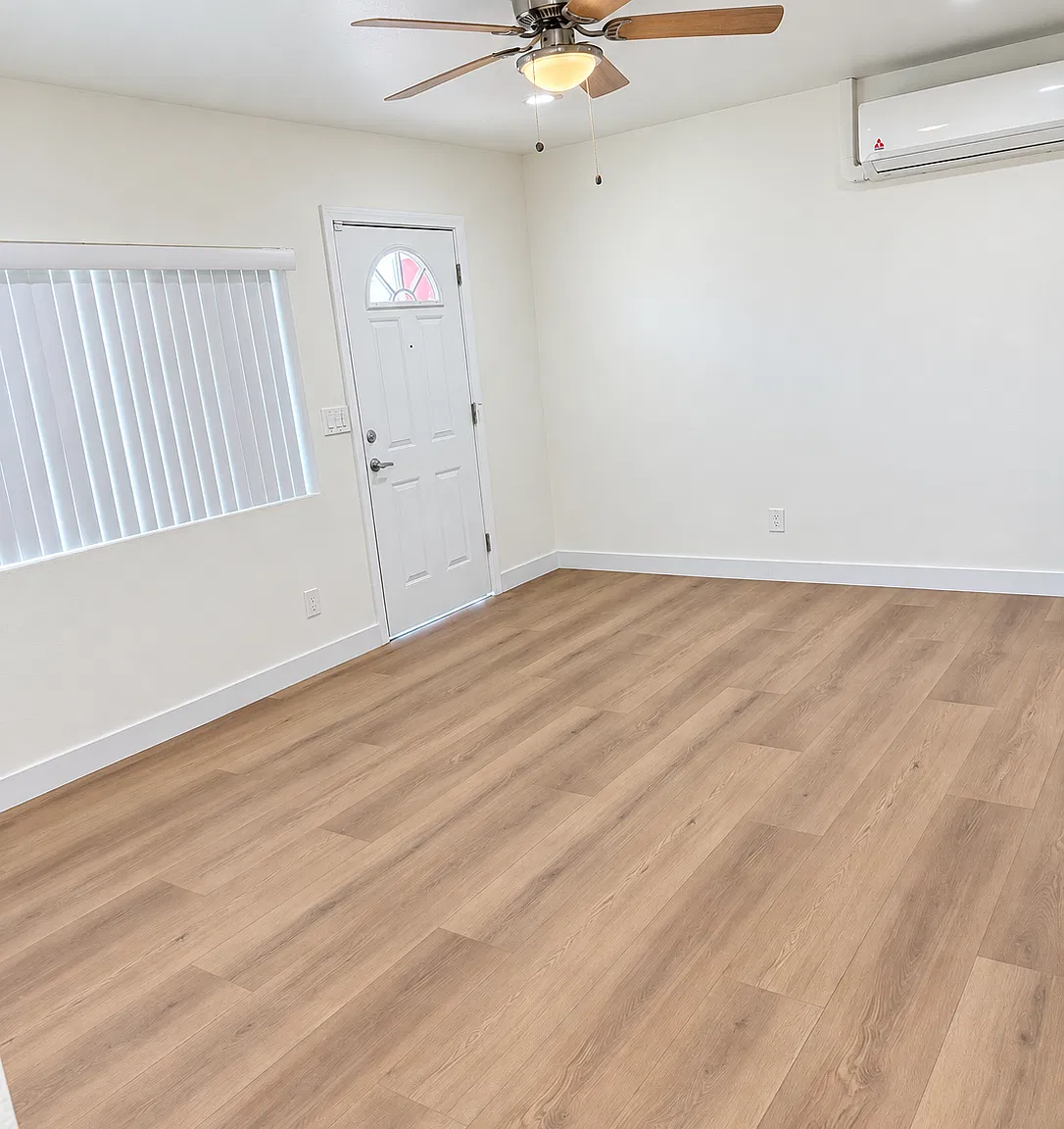 7492 North Ave — Photo 3