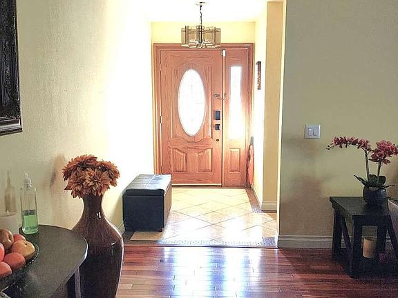 3rd image of 14491 Pinewood Rd