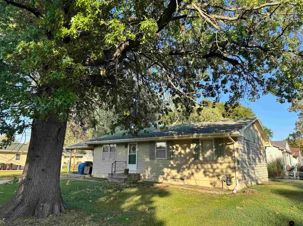 1500 N 52nd St, Lincoln, NE 68504