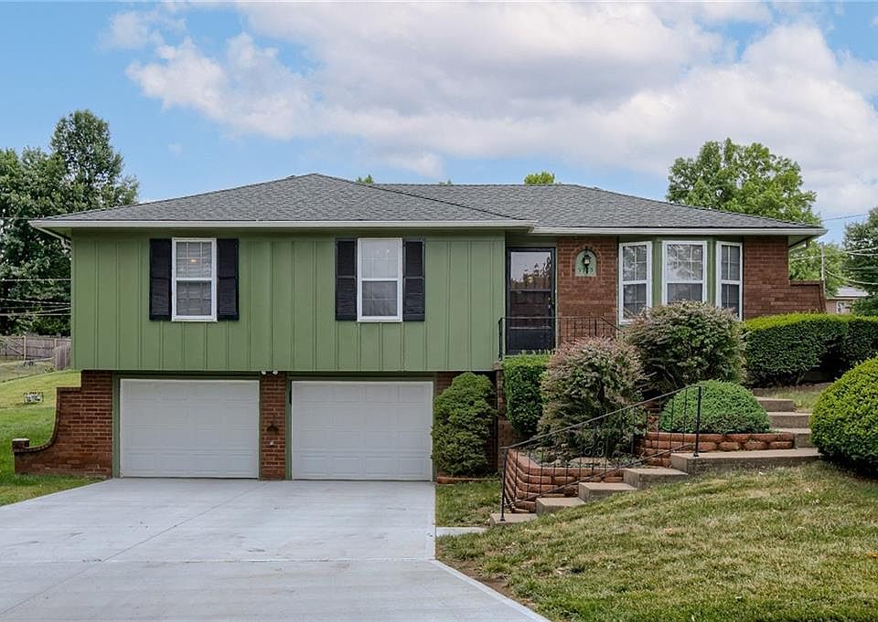 9985 Sloan Ave, Kansas City, KS 66109 Zillow