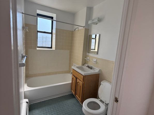 1320 Sheridan Ave #1