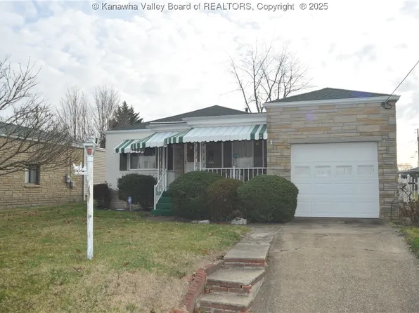 520 22nd St, Dunbar, WV 25064