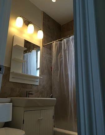 4th image of 2845 Brighton 3 St