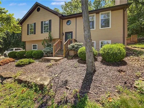 401 S Minter Rd, Grain Valley, MO 64029