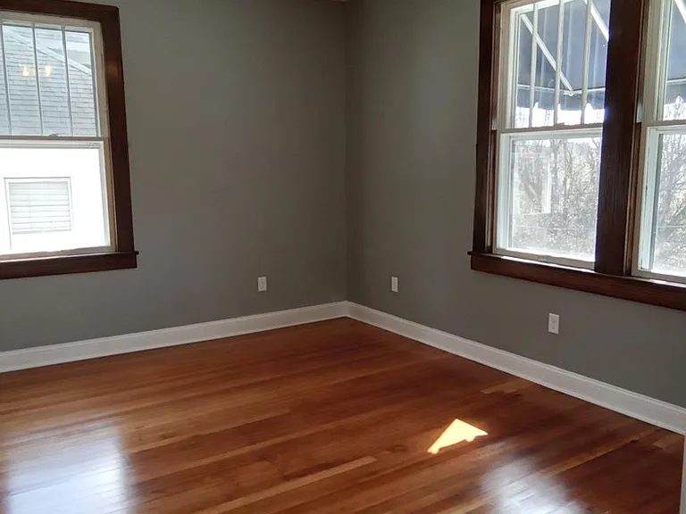 824 Rivermont Ave — Photo 6